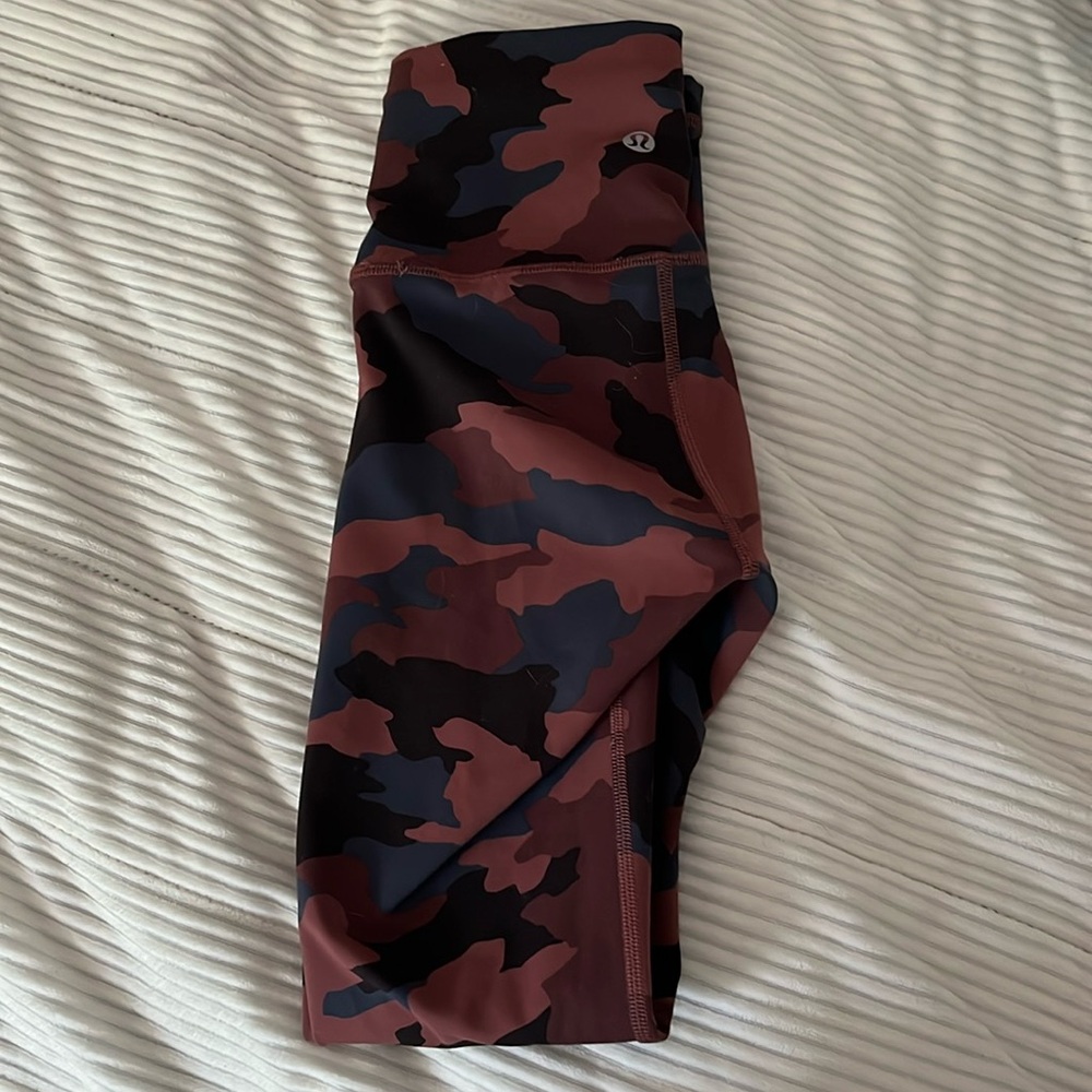 Lululemon leggings size 0